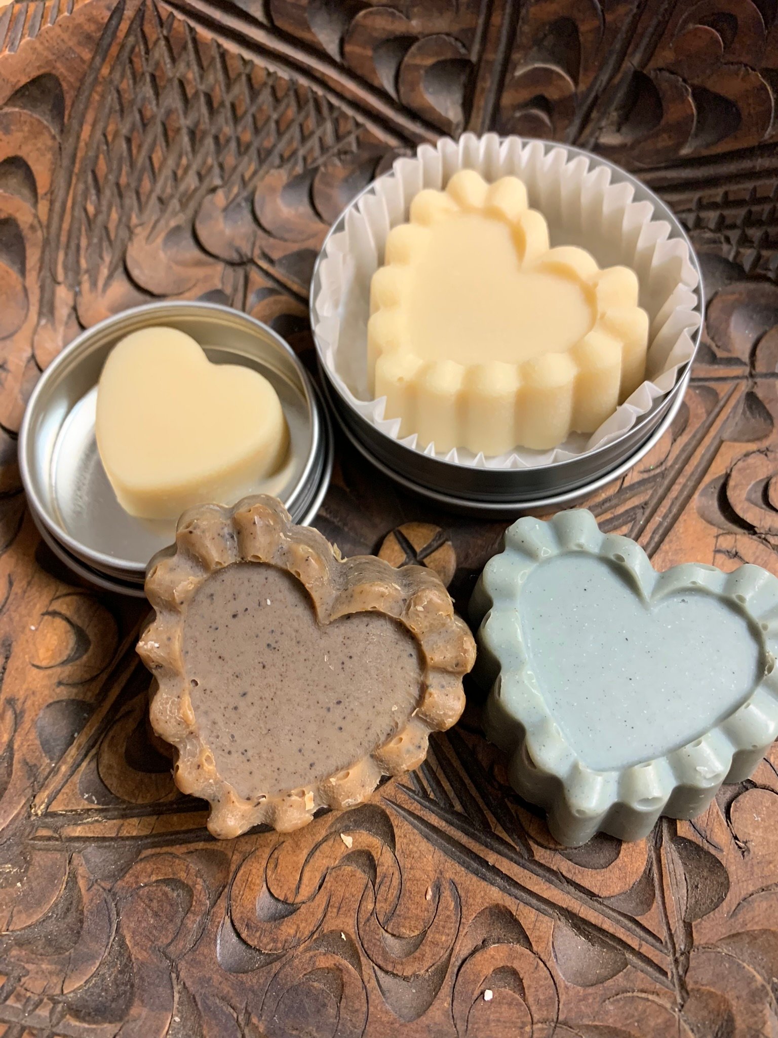 Buy Guest Arabesque Heart Soap Molds